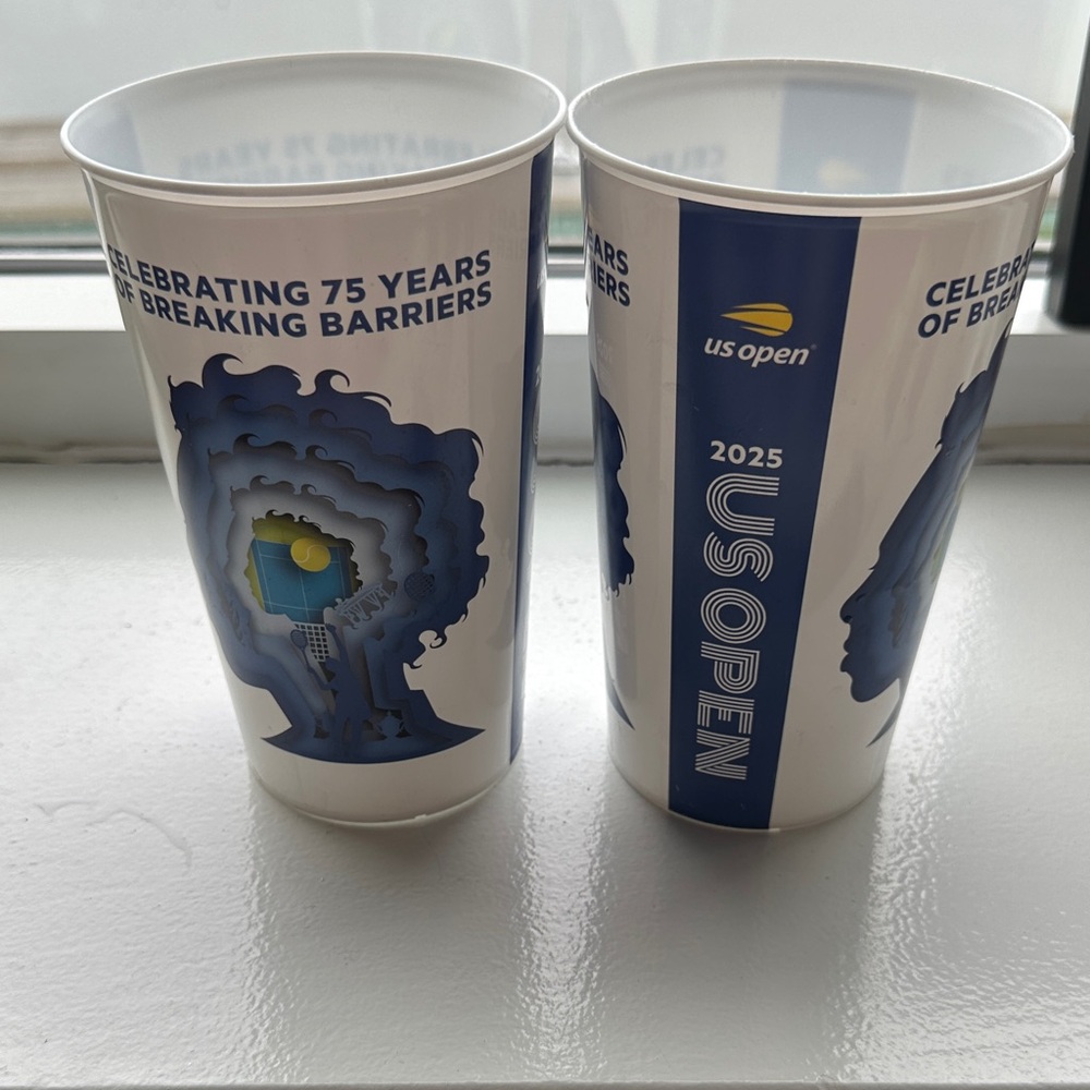 2025 2 Commemorative Cups - White/Blue 32oz